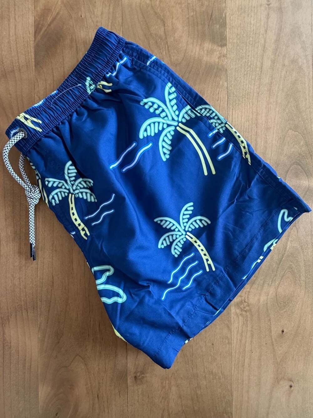 Maamgic Men's Neon Palm Tree Print Swim Trunks Size M NEW